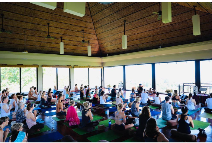 The Ultimate Guide to Choosing the Perfect Yoga Center in Rishikesh