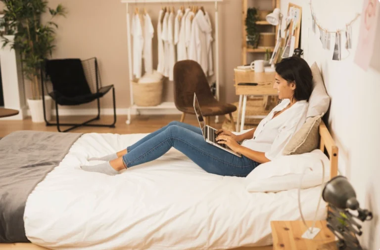 How linen fabric changes the character of a room for the better How linen fabric changes the character of a room for the better